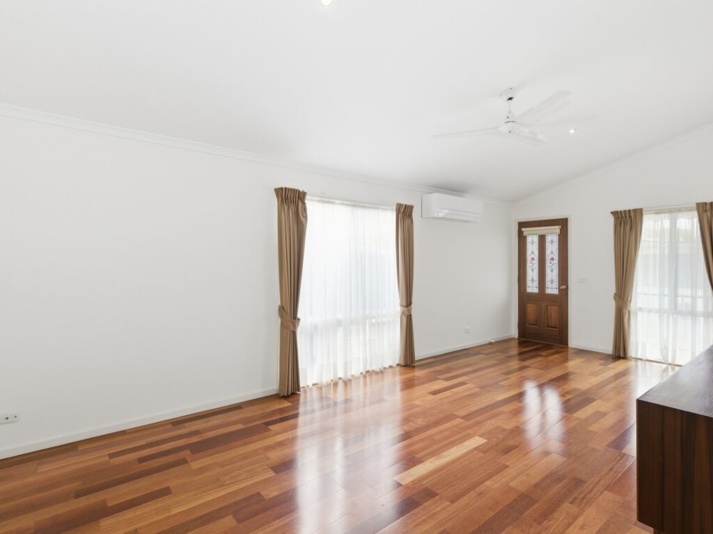 002 Open2view ID1001720 132 48 80 Settlement Road