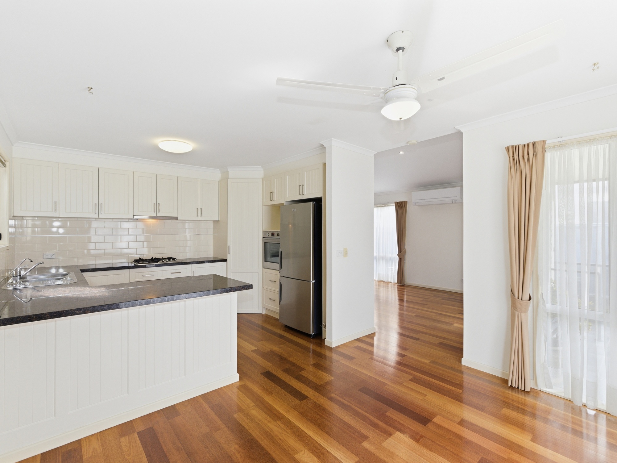 004 Open2view ID1001720 132 48 80 Settlement Road