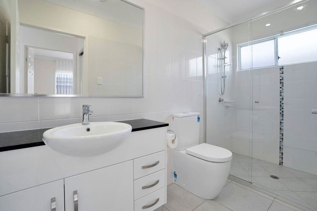 103 10 Louise lawrence