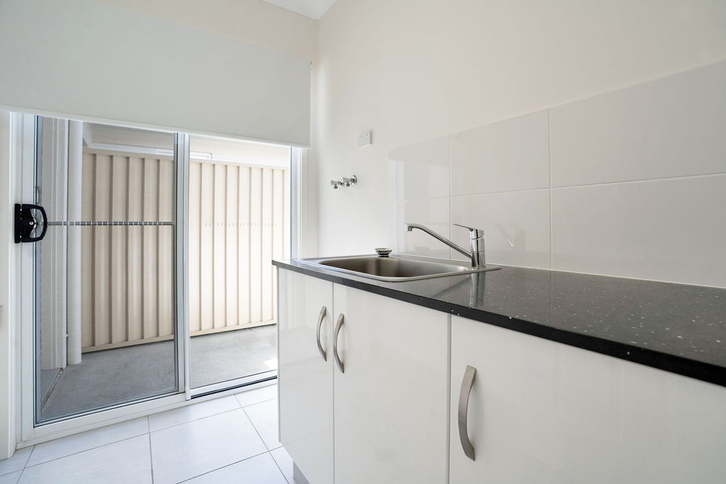 103 6 Louise lawrence