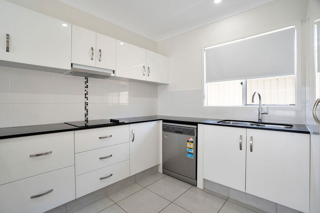 103 8 Louise lawrence