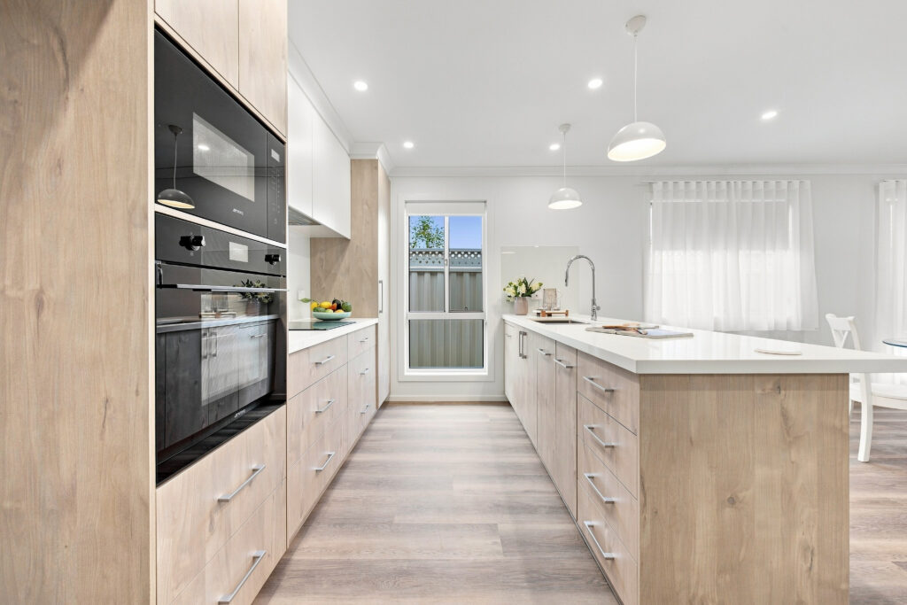 12 Brushwood Dr, Bangholme, VIC 3175 Kitchen