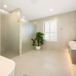 12 La Quinta Blvd 38 18 Ensuite full view