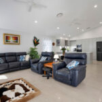 Beachmere Bay 210 Image 15