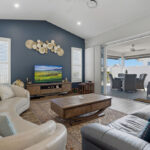 Beachmere Bay 212 Image 12