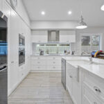 Beachmere Bay 220 Image 13