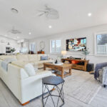 Beachmere Bay 220 Image 15