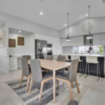 Beachmere Bay 265 Image 10