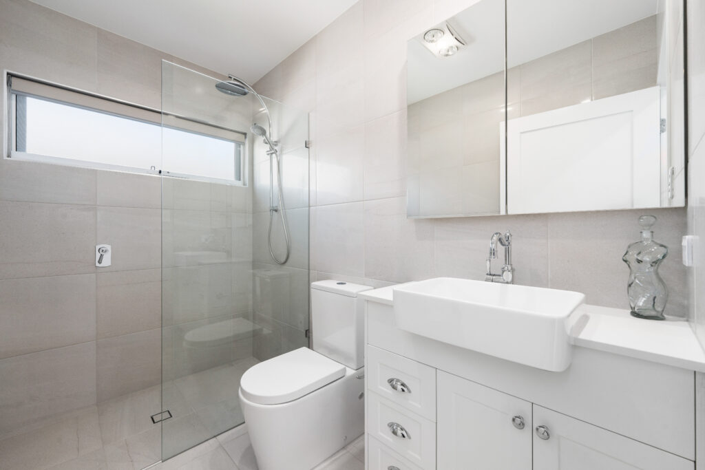 Beachmere Bay 279 Image 14