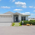 Beachmere Bay 70 Image 1