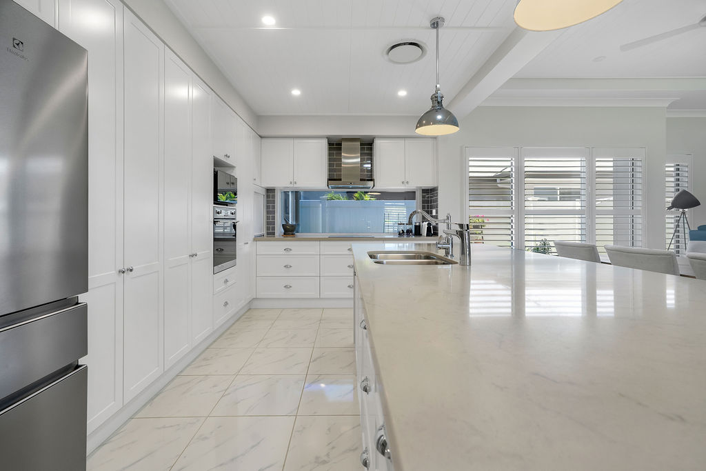 Beachmere Bay 70 Image 4