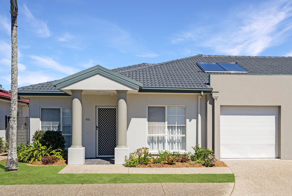 Beachmere Sands 046 Image 1