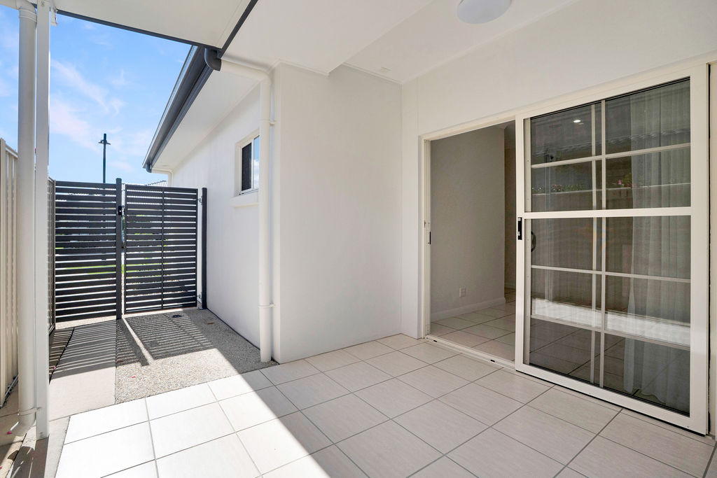 Beachmere Sands 22 Image 9