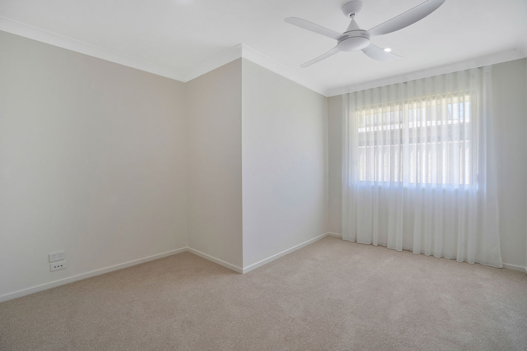 Beachmere Sands 57 Image 11