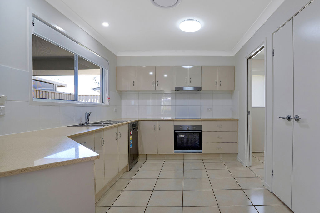 Beachmere Sands 57 Image 3