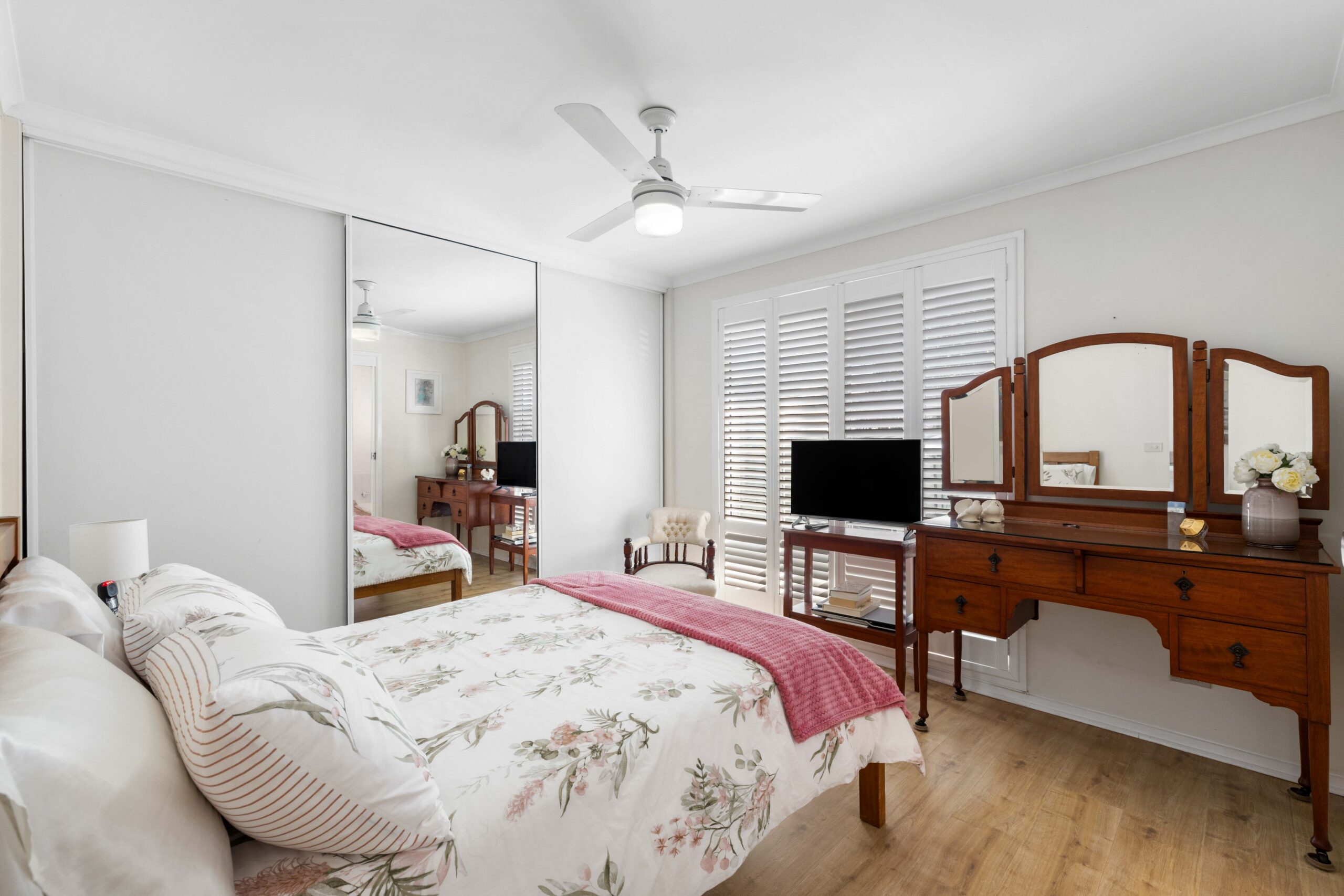 Bethania 1 Palm Court Image 4