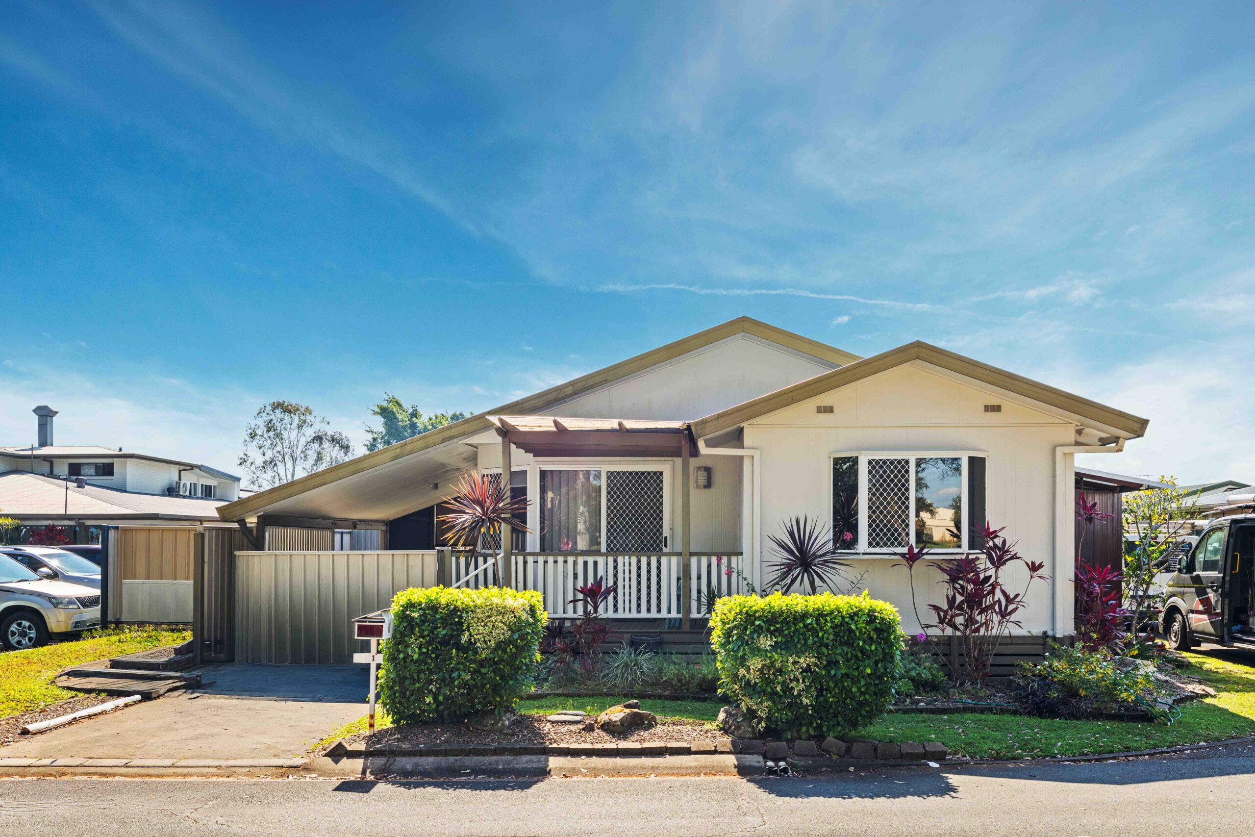 Bethania 1 Royal Drive Image 1