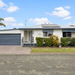 Bethania 17 Royal Drive Image 1