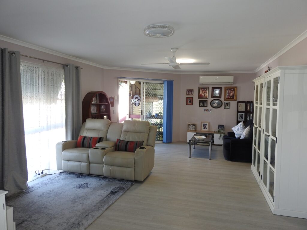 Bethania 18 Cedar Court Image 2