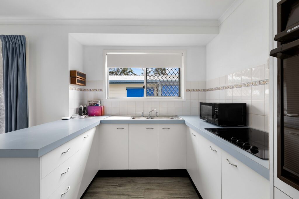Bethania 20 Rustic Court Image 2