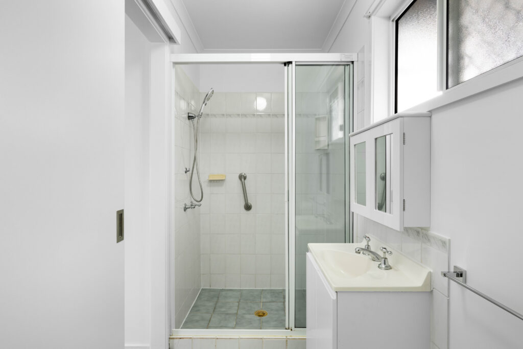 Bethania 20 Rustic Court Image 4
