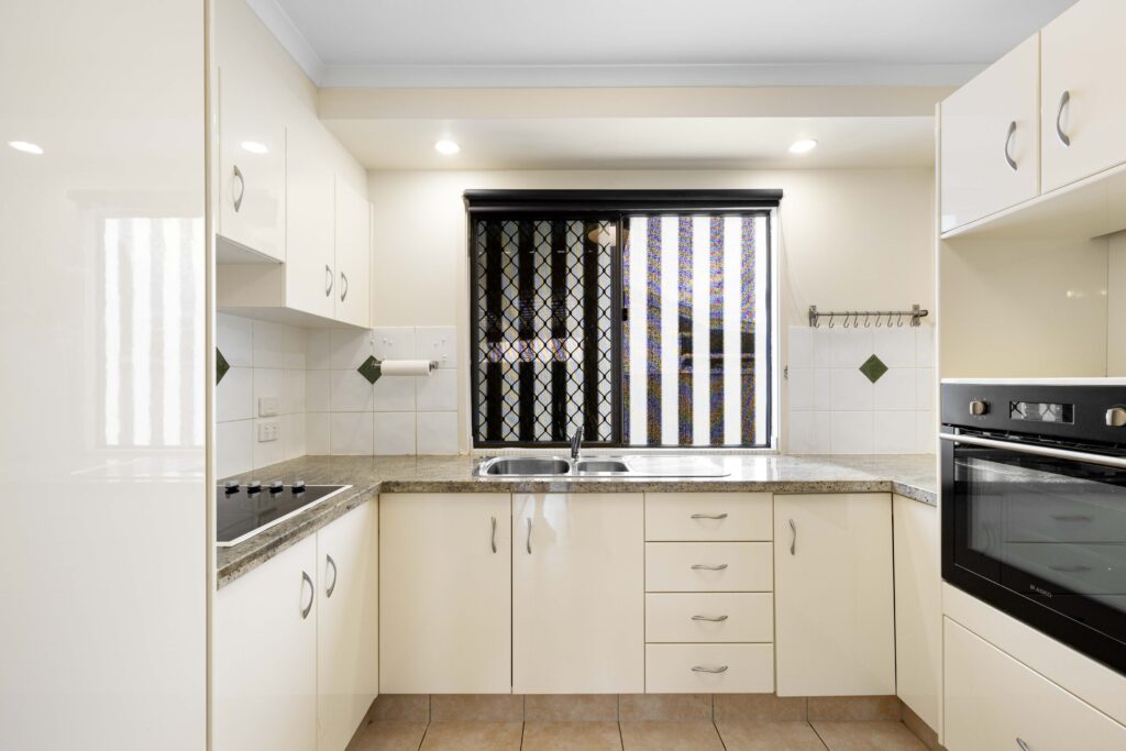 Bethania 27 Cedar Court Image 4