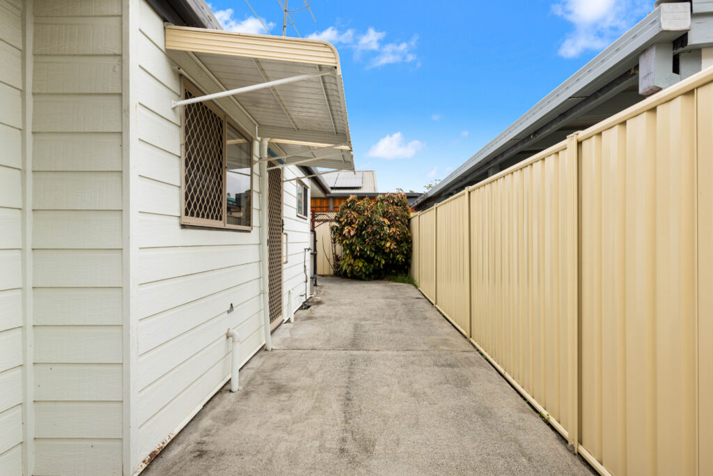 Bethania 8 Palm Court Image 9