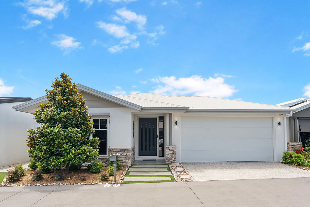 Caloundra Cay 96 Image 1