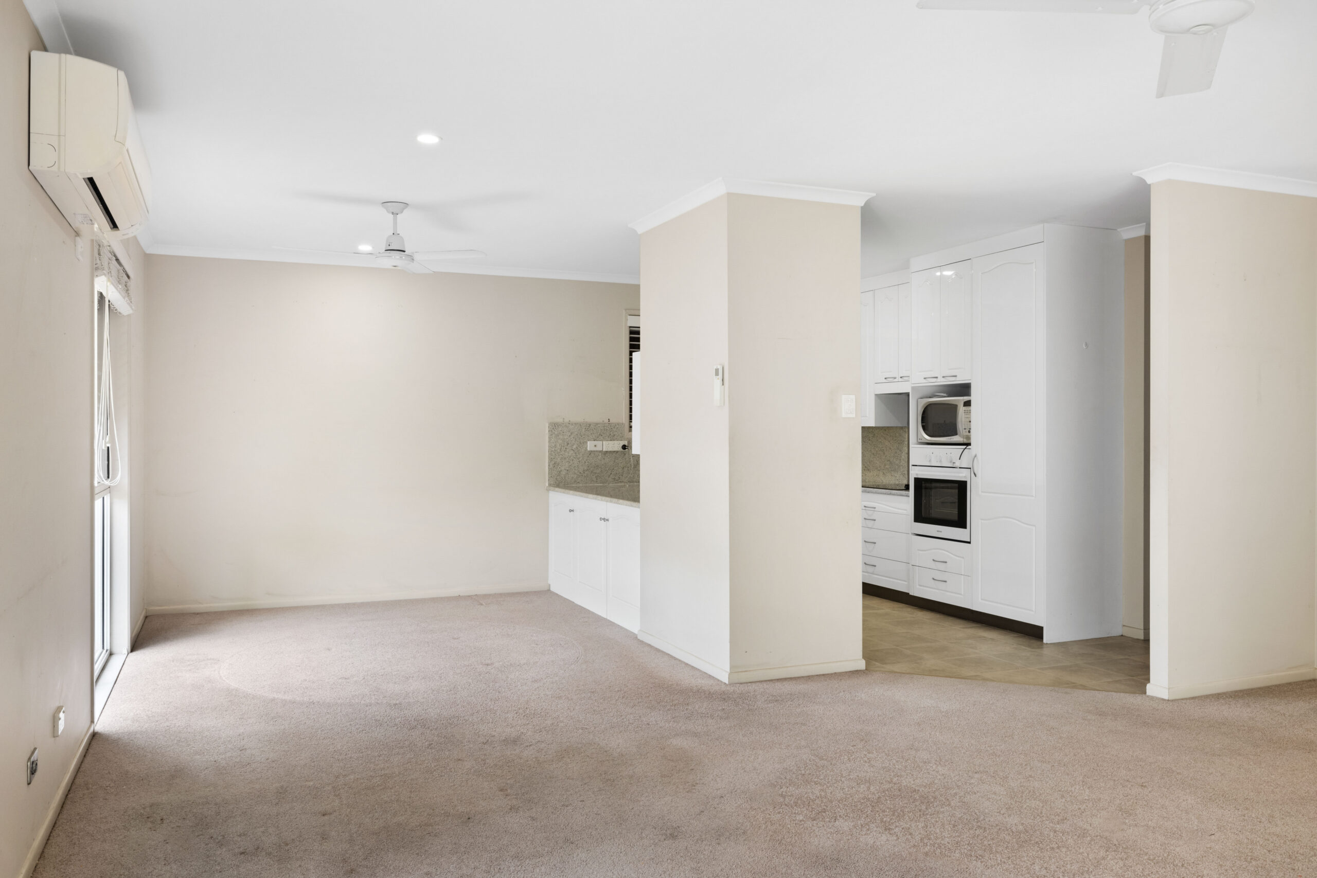 Carindale 100 Image 3