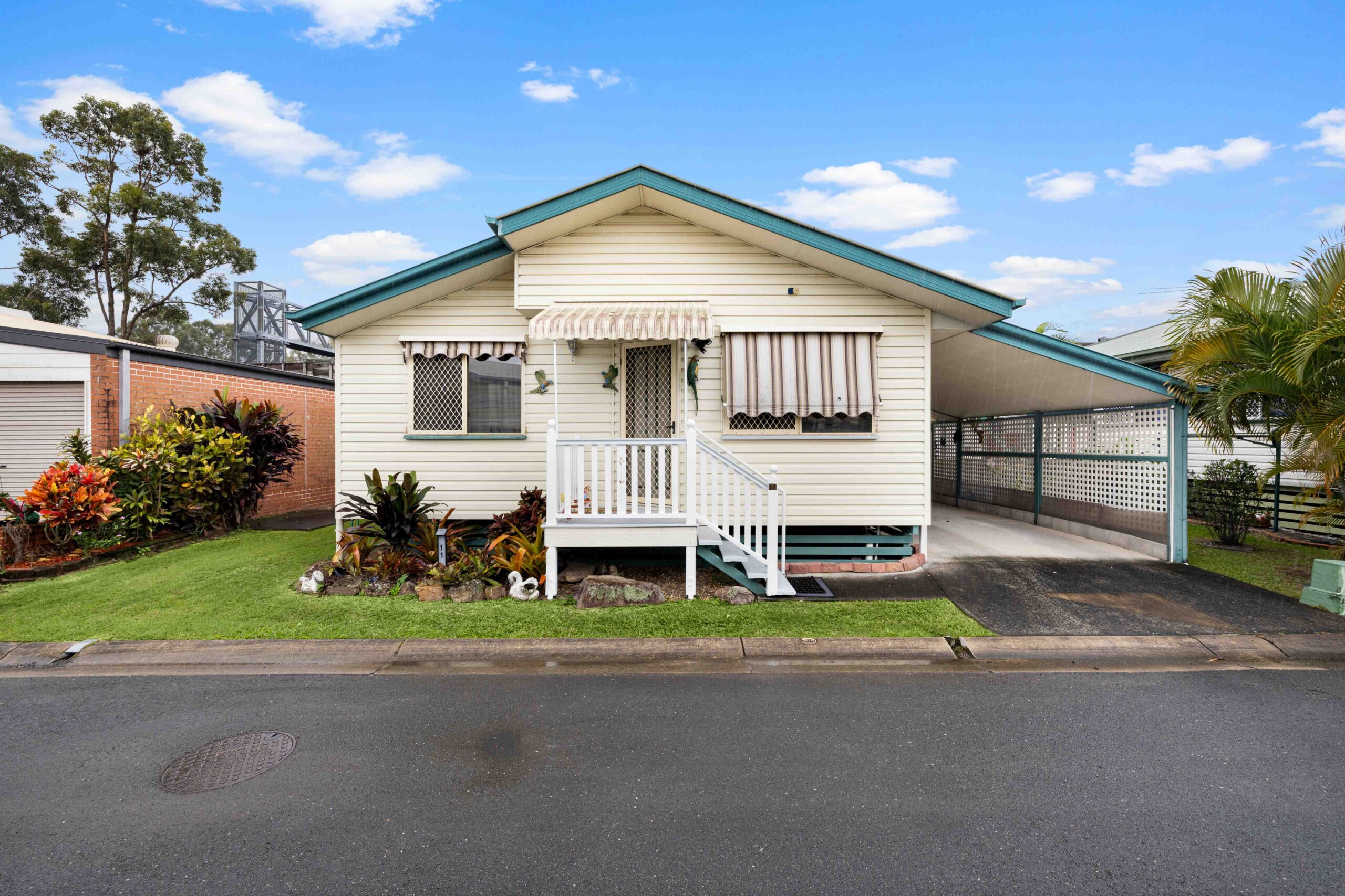 Carindale 11 Image 1
