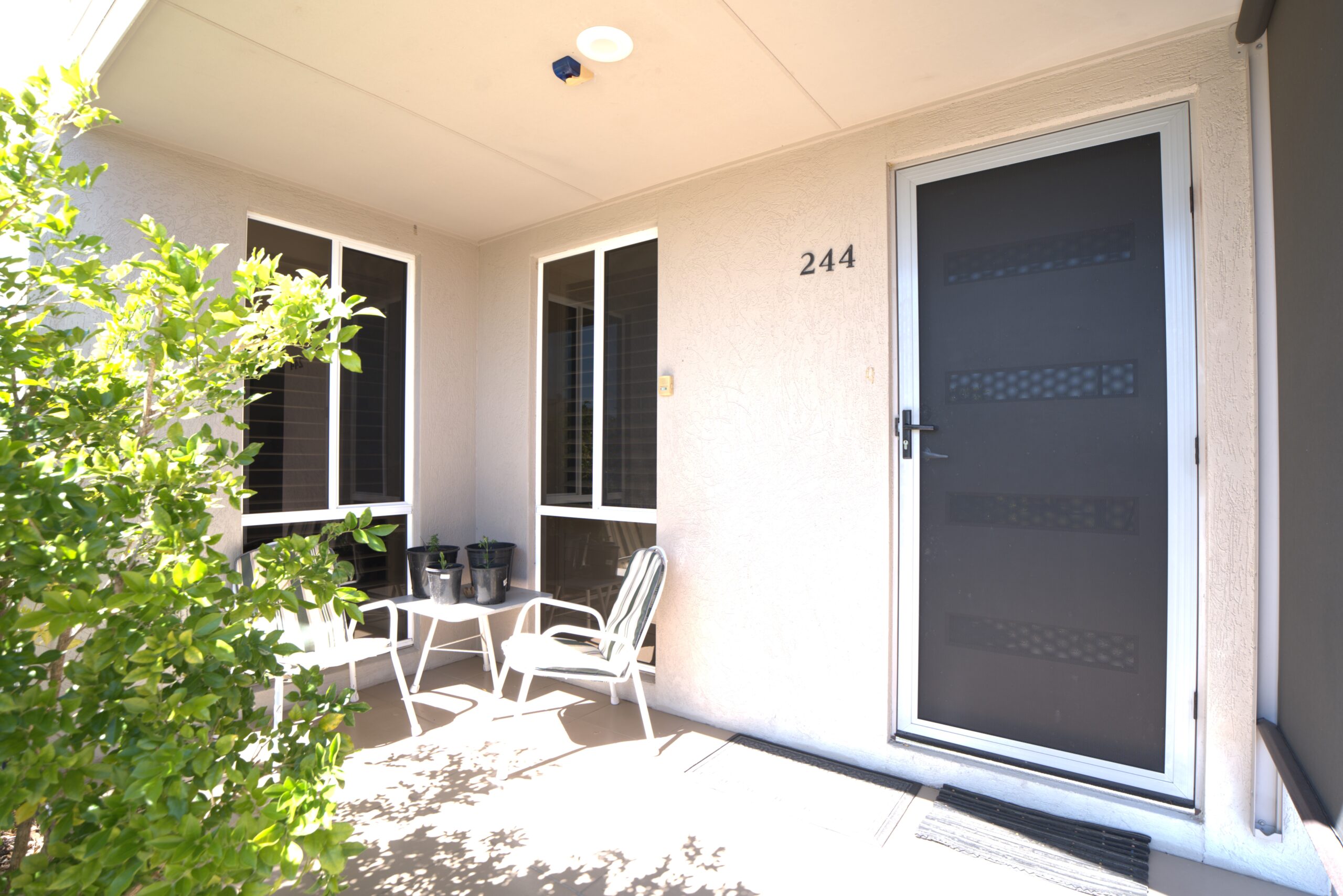 Eagleby Heights 244 Image 6