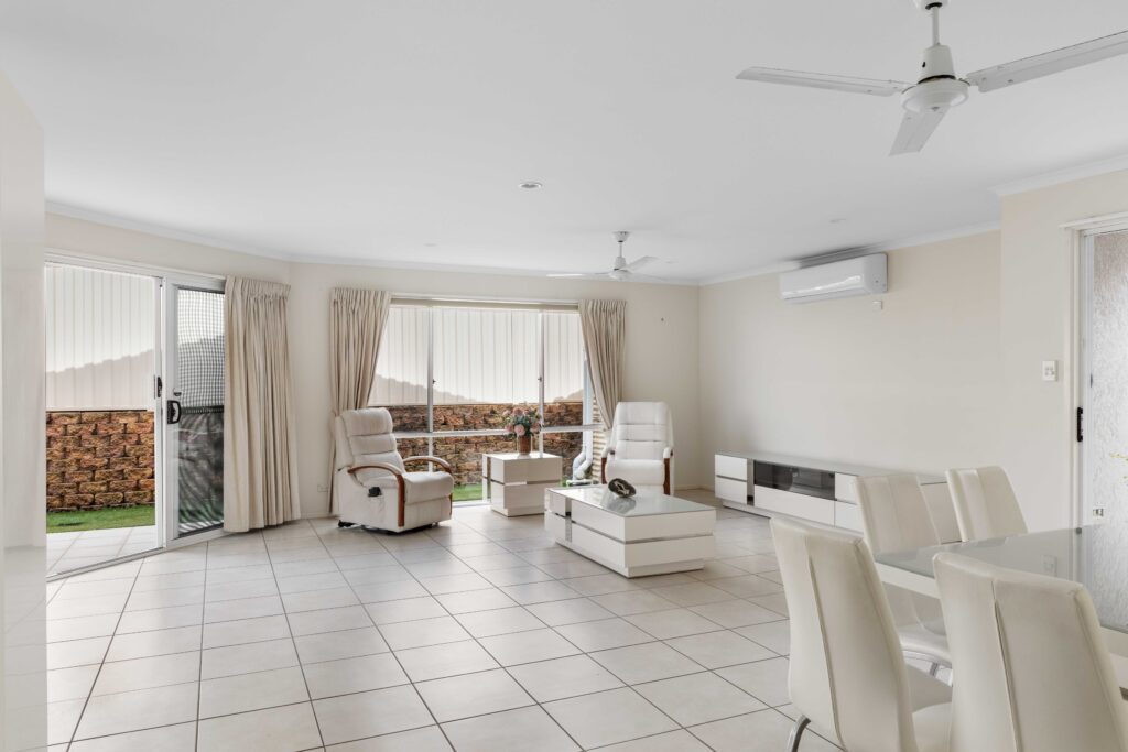 Eagleby Heights 309 Image 3