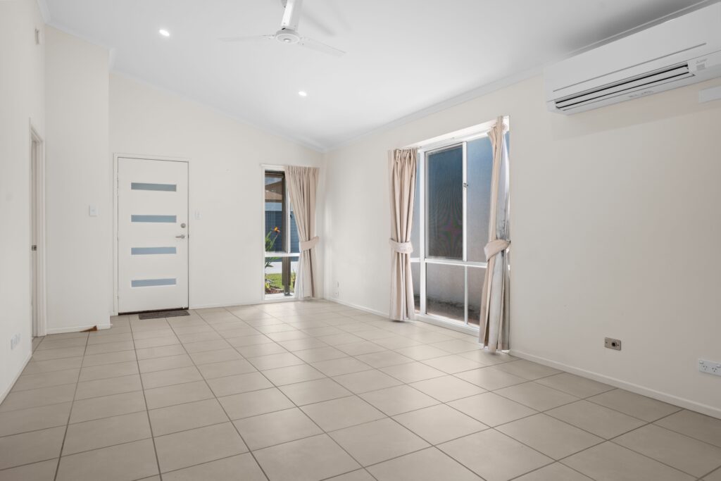 Eagleby Heights 329 Image 2
