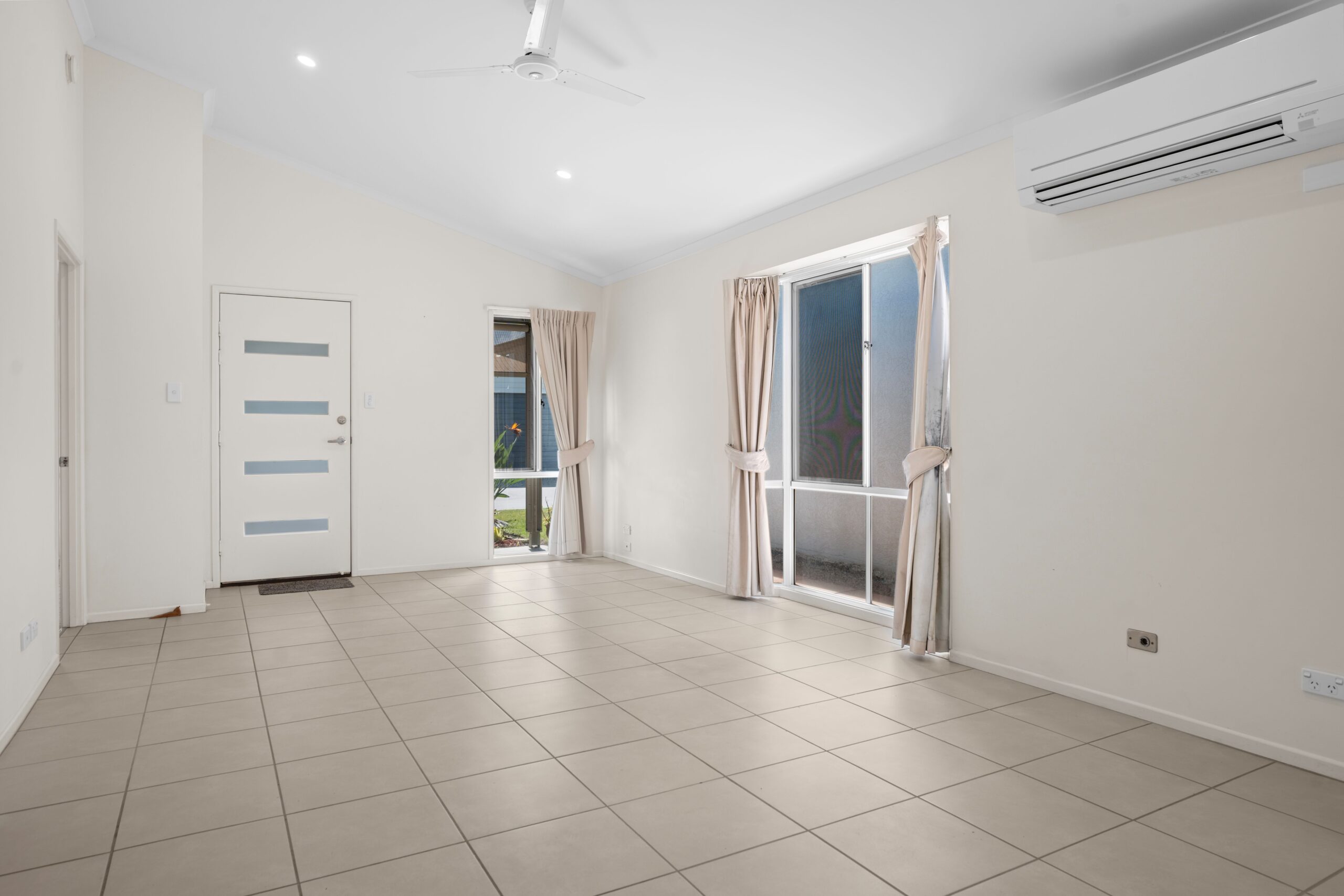 Eagleby Heights 329 Image 2