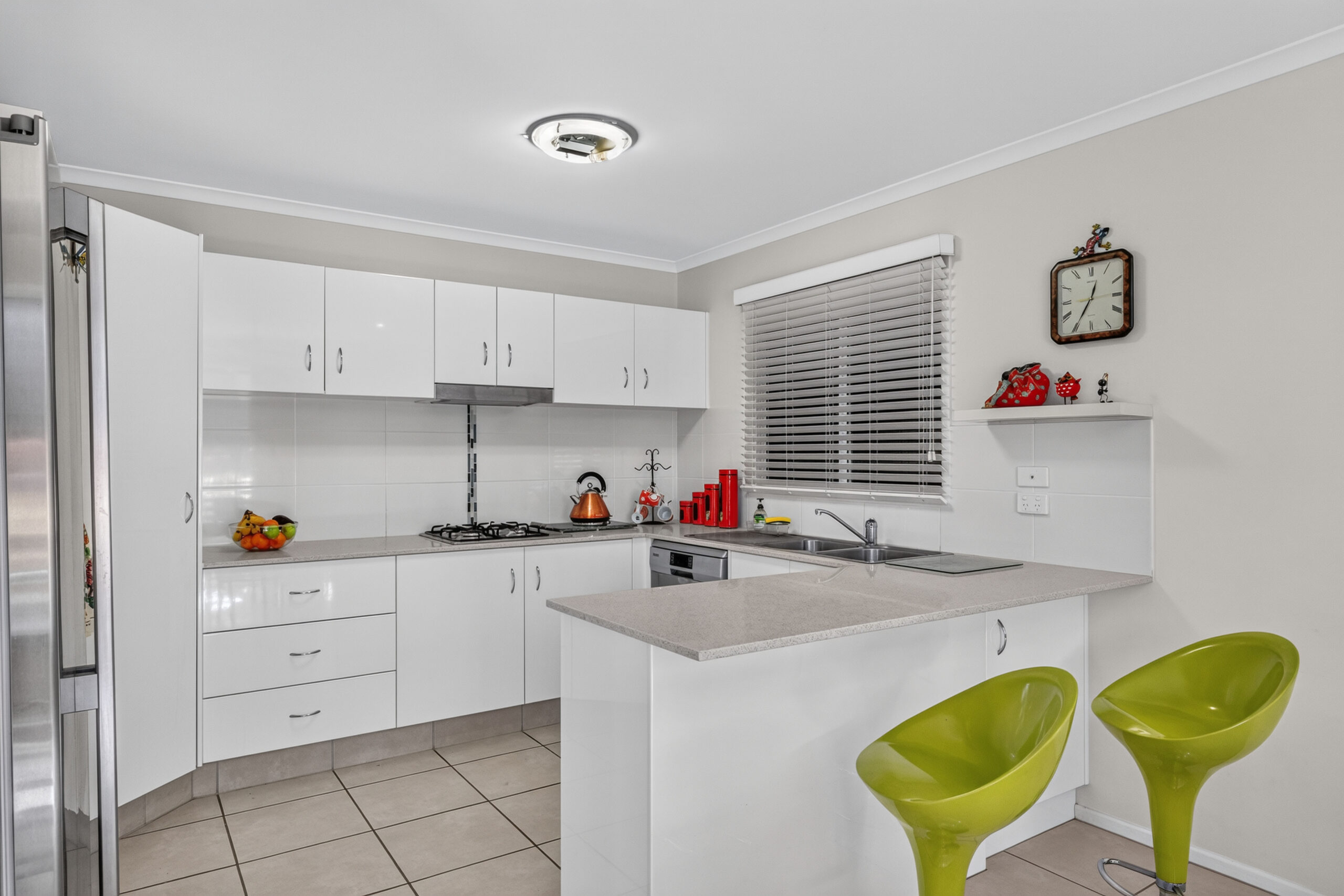 Eagleby Heights 330 Image 5