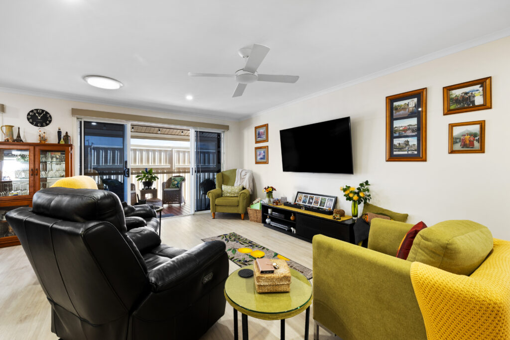 Eagleby Heights 92 Image 2
