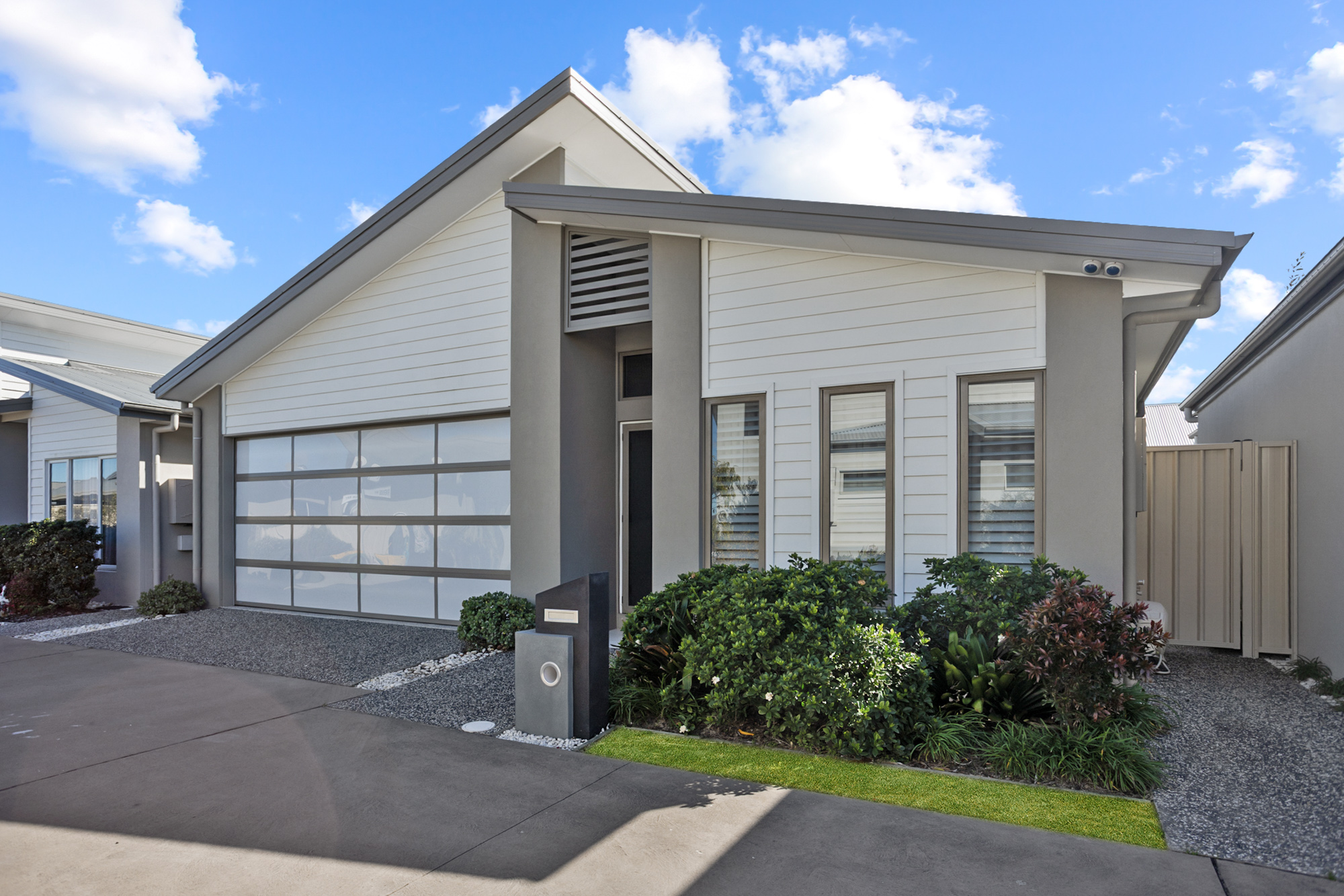 Fern Bay 252 Image 1