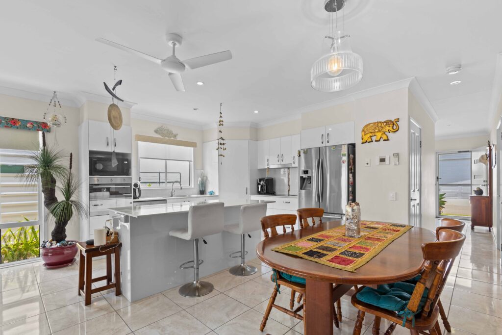 Hervey Bay 130 Image 15