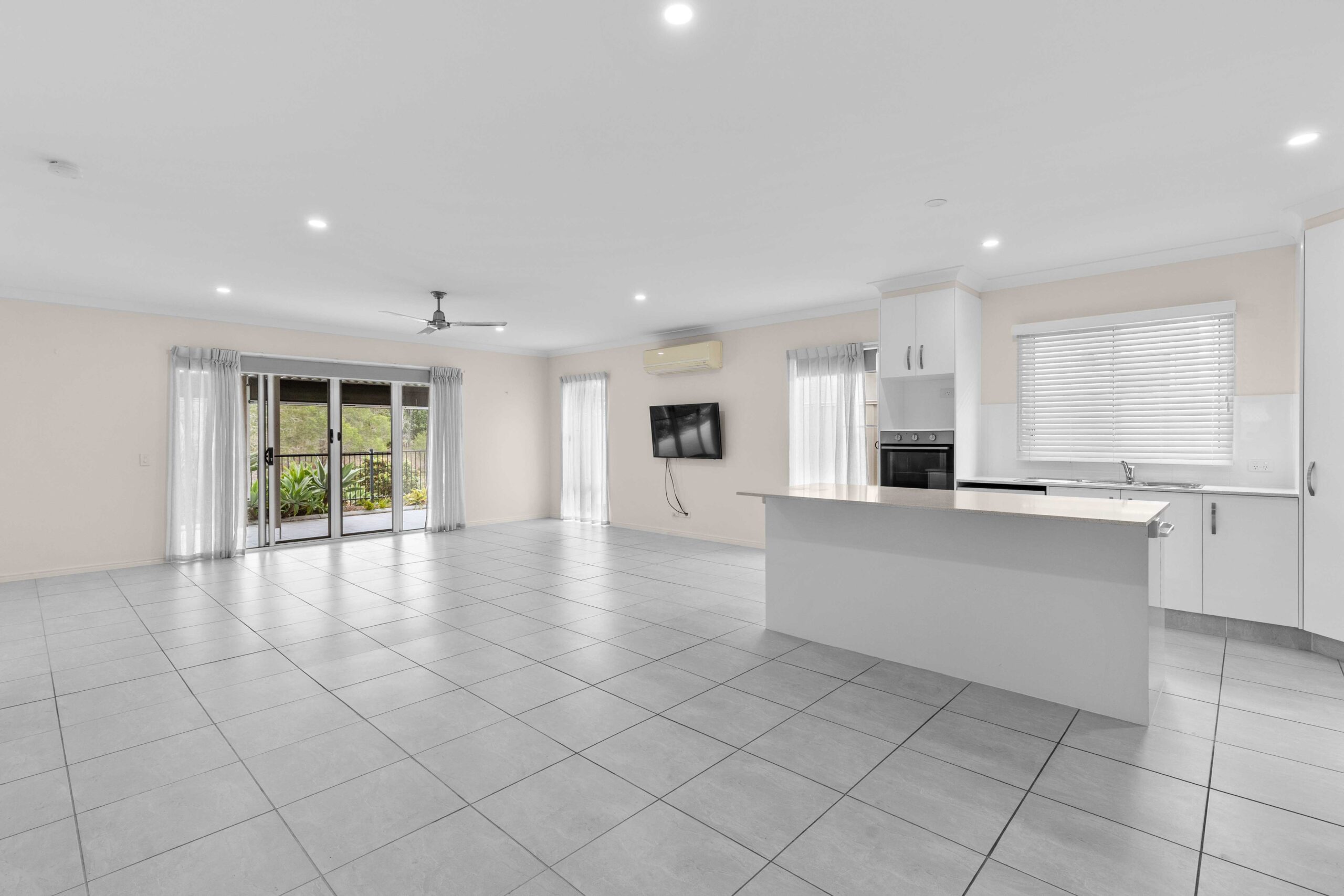 Hervey Bay 19 Image 18