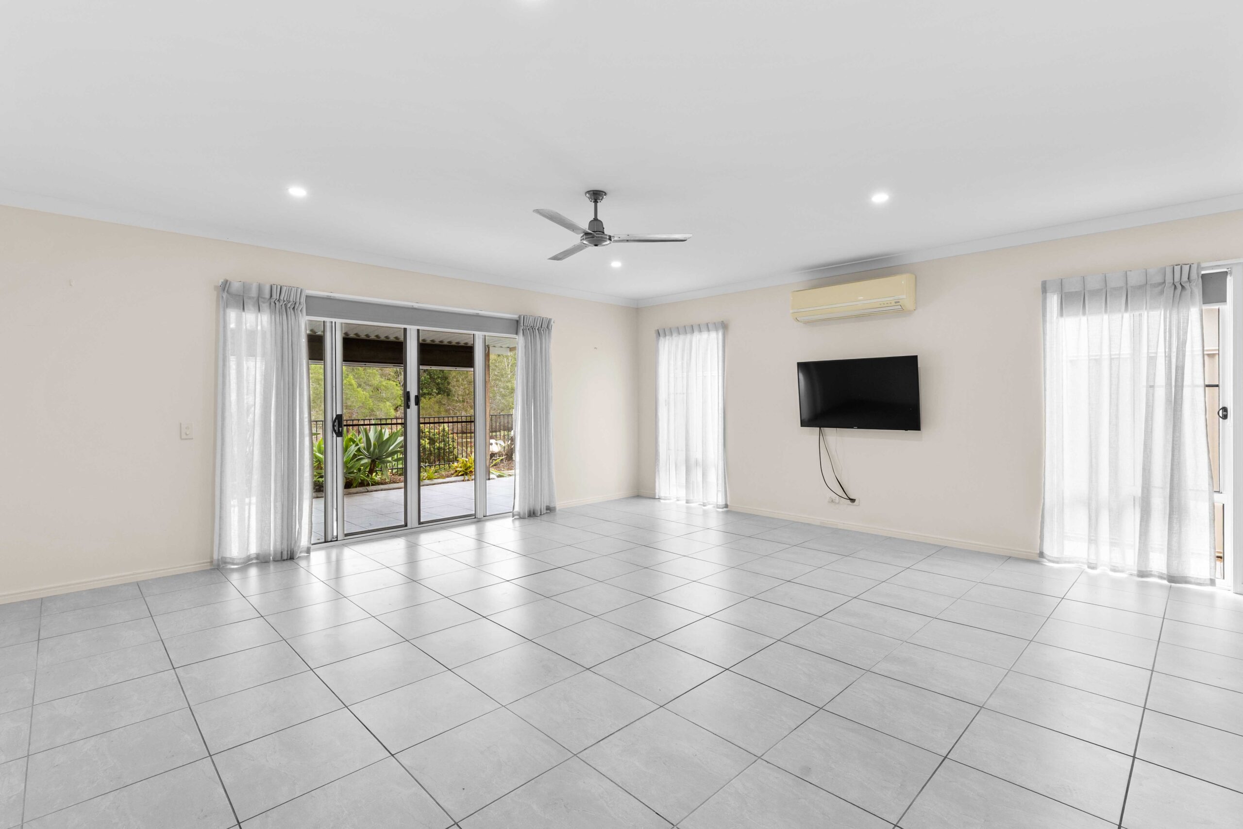 Hervey Bay 19 Image 20