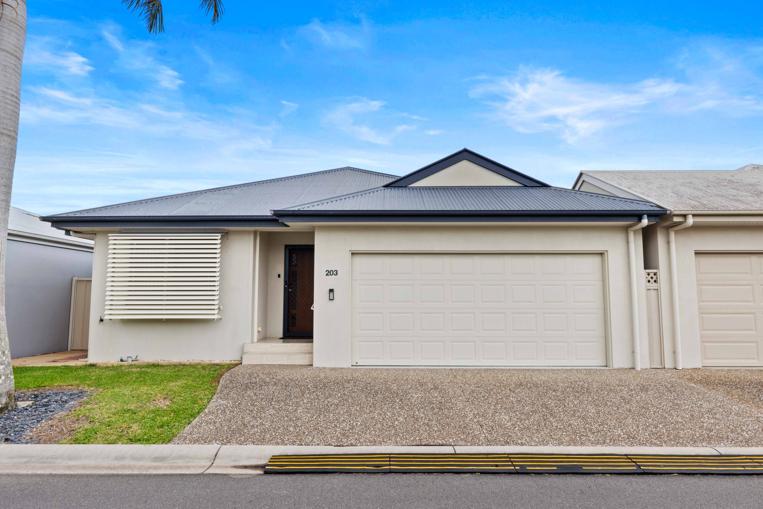 Hervey Bay 203 Image 1