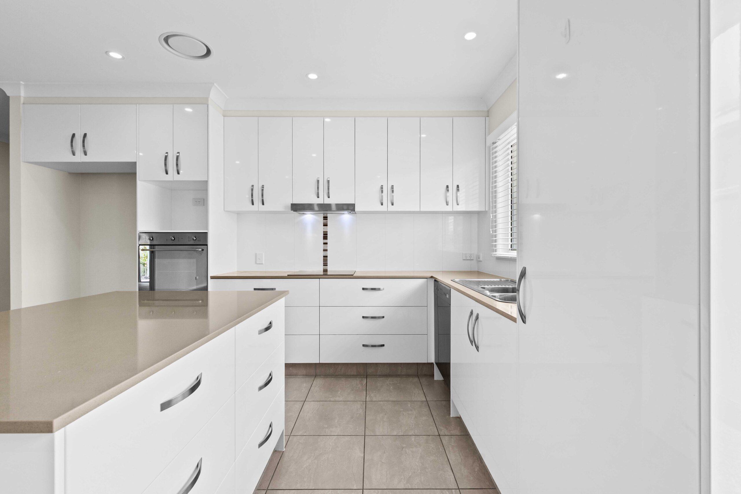 Hervey Bay 29 Image 19