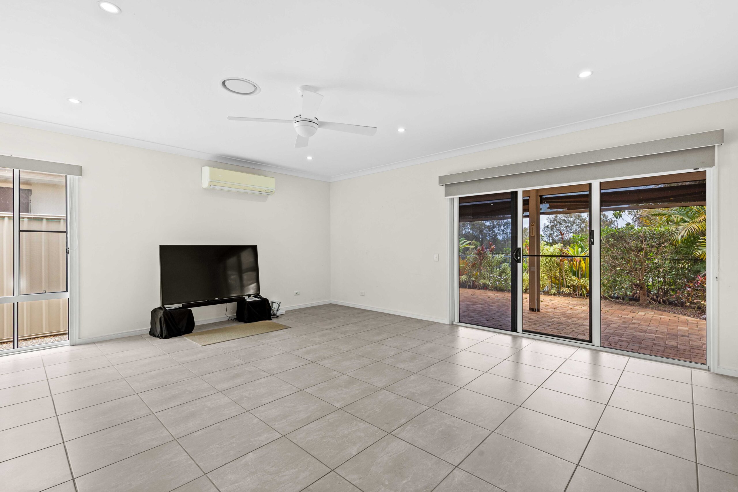 Hervey Bay 29 Image 21