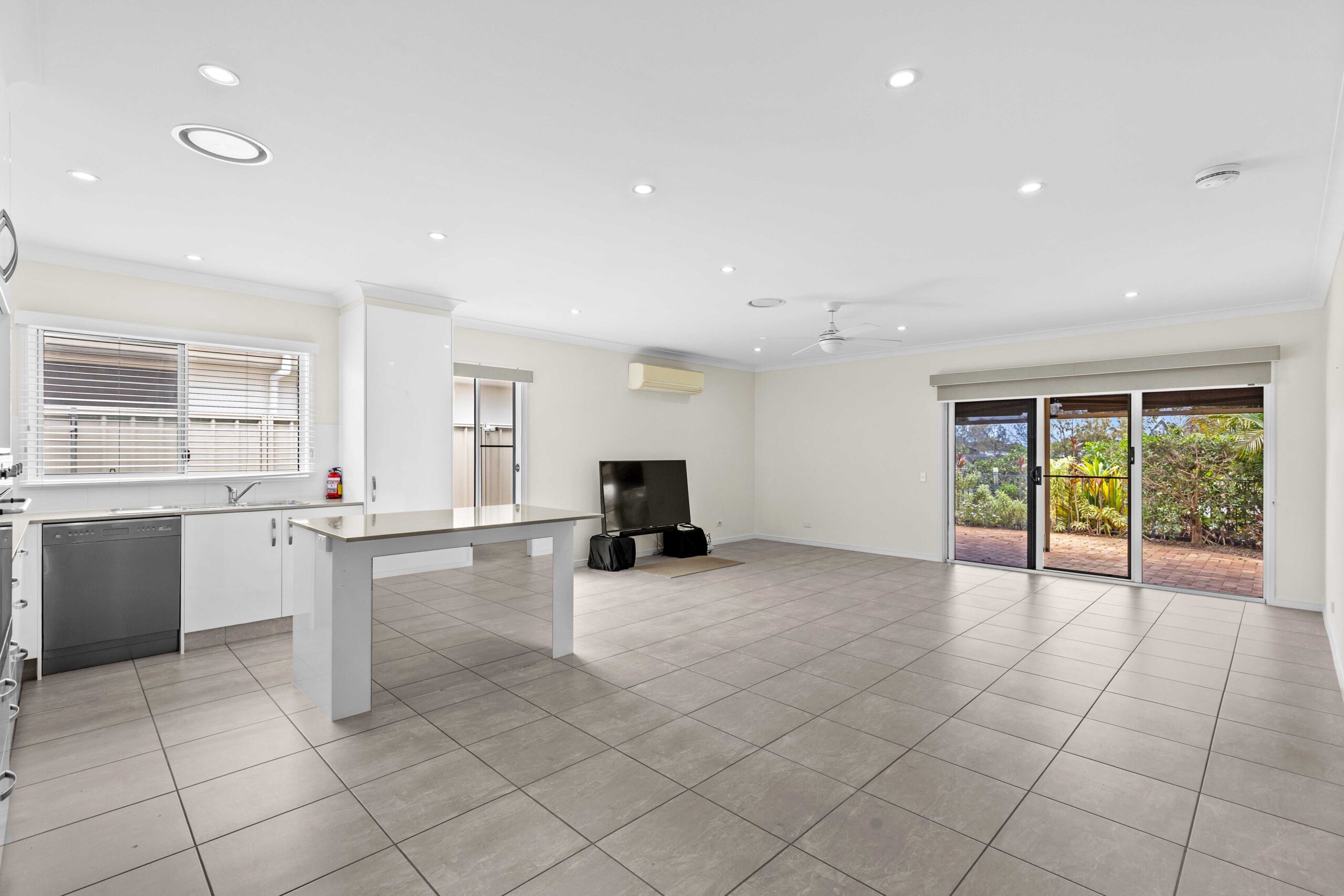 Hervey Bay 29 Image 23