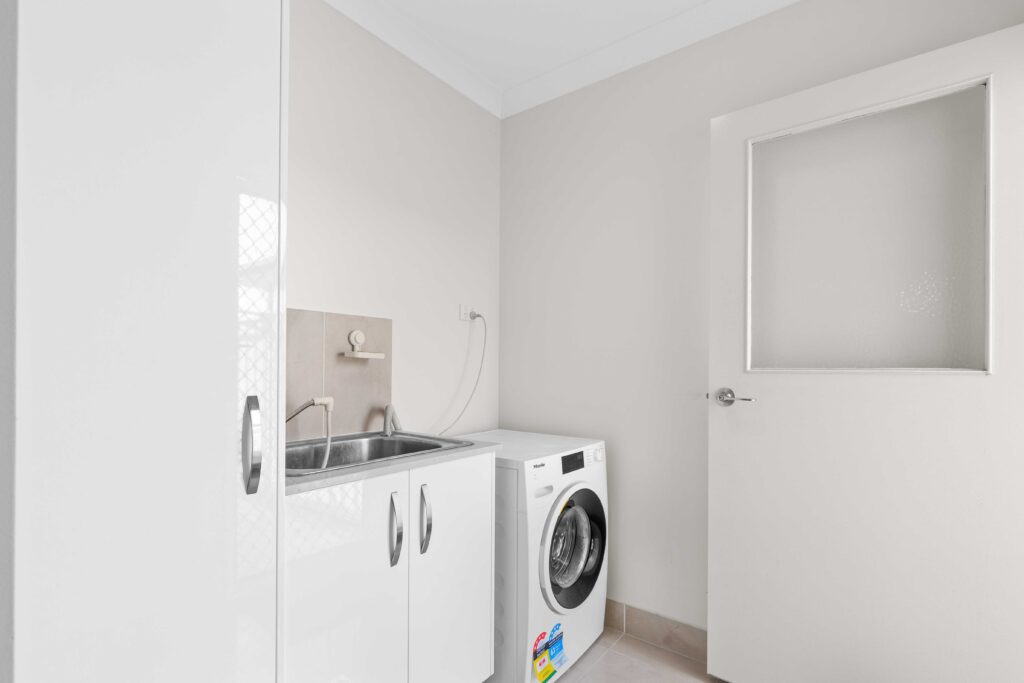 Hervey Bay 83 Image 15