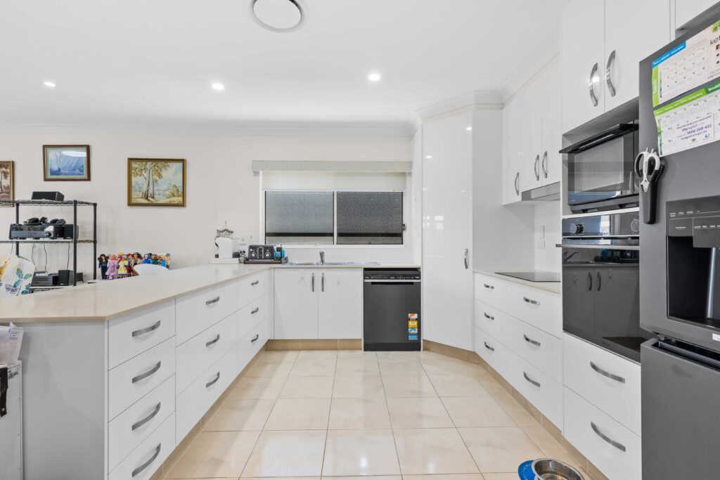 Hervey Bay 83 Image 7