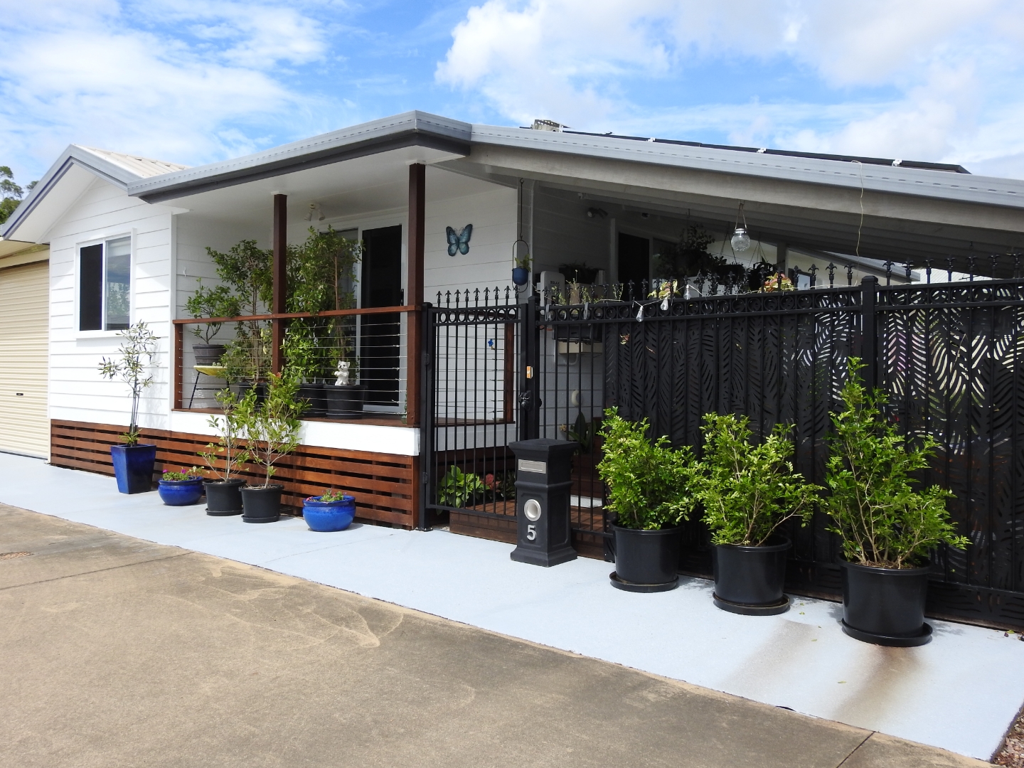 PLR Bethania 5 Palm Court Image 1