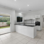 Palm lake resort Beachmere Sands Home 64 (4)