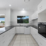 Palm lake resort Beachmere Sands Home 64 (5)