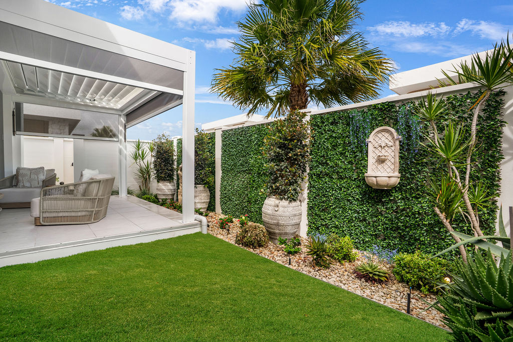 Pelican Waters 119 Image 2